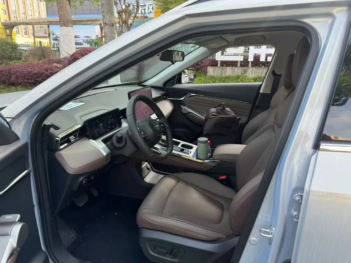 2024 GAC Trumpchi GS4 1.5T 177HP L4 7DCT,autocango,china used car exporter,china ev exporter,chinese used car exporter,chinese used ev exporter