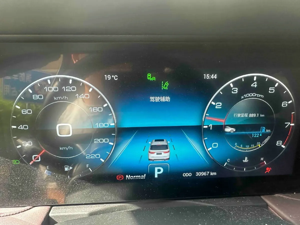 2024 Jetour X90 Plus 1.6T 197HP L4 7DCT,autocango,china used car exporter,china ev exporter,chinese used car exporter,chinese used ev exporter