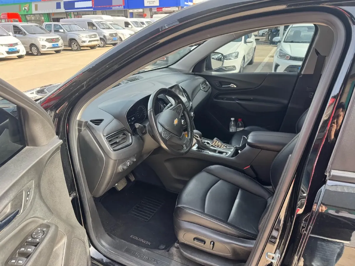 2022 Chevrolet Equinox 1.5T 169HP L4 6AT,autocango,china used car exporter,china ev exporter,chinese used car exporter,chinese used ev exporter