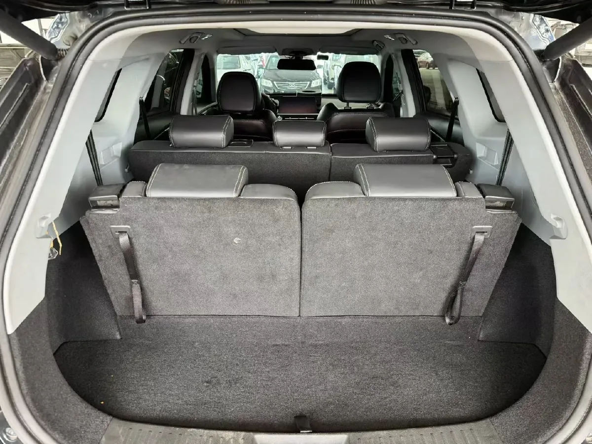 2020 Chery Tiggo 8 1.6T 197HP L4 7DCT,autocango,china used car exporter,china ev exporter,chinese used car exporter,chinese used ev exporter