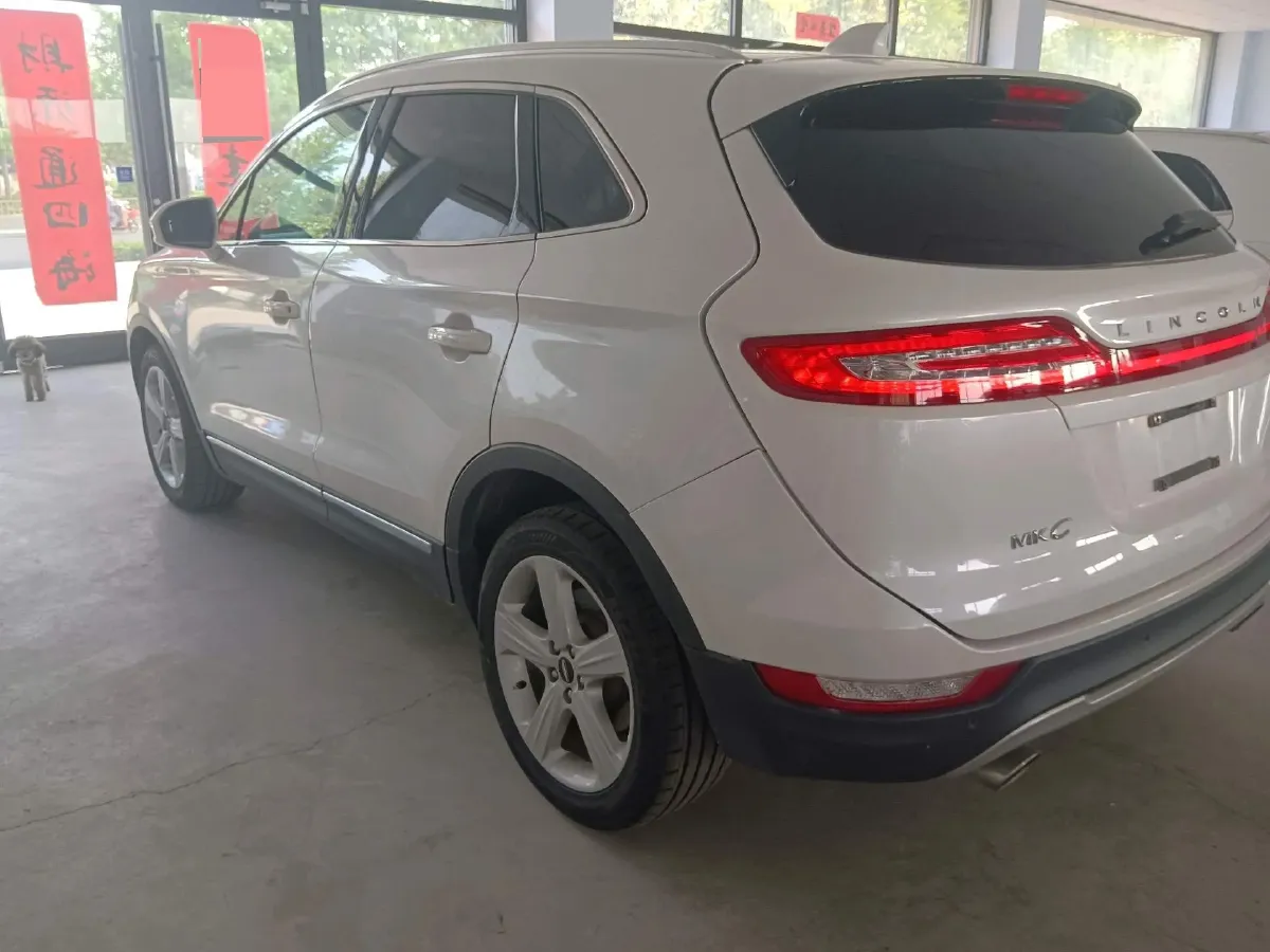 2017 Lincoln MKC 2.0T 203HP L4 6AT,autocango,china used car exporter,china ev exporter,chinese used car exporter,chinese used ev exporter