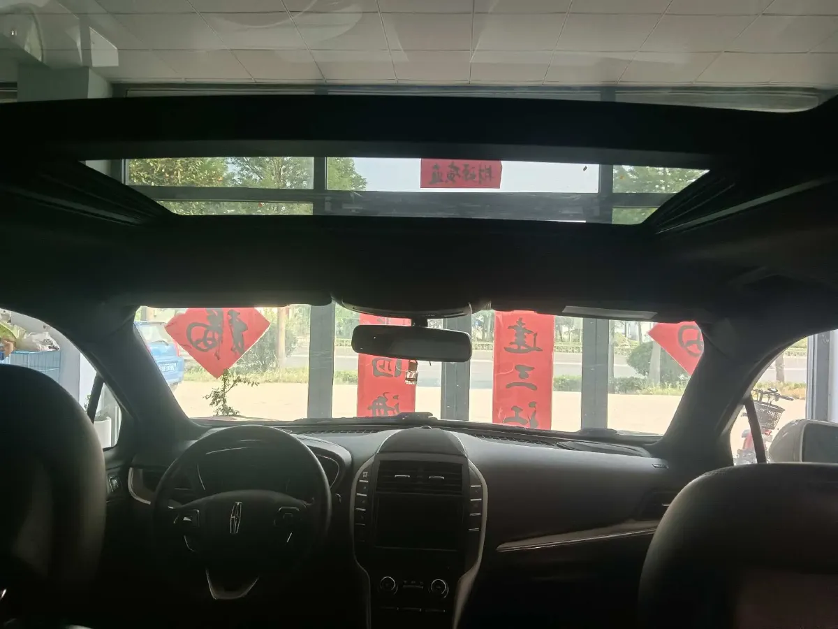 2017 Lincoln MKC 2.0T 203HP L4 6AT,autocango,china used car exporter,china ev exporter,chinese used car exporter,chinese used ev exporter