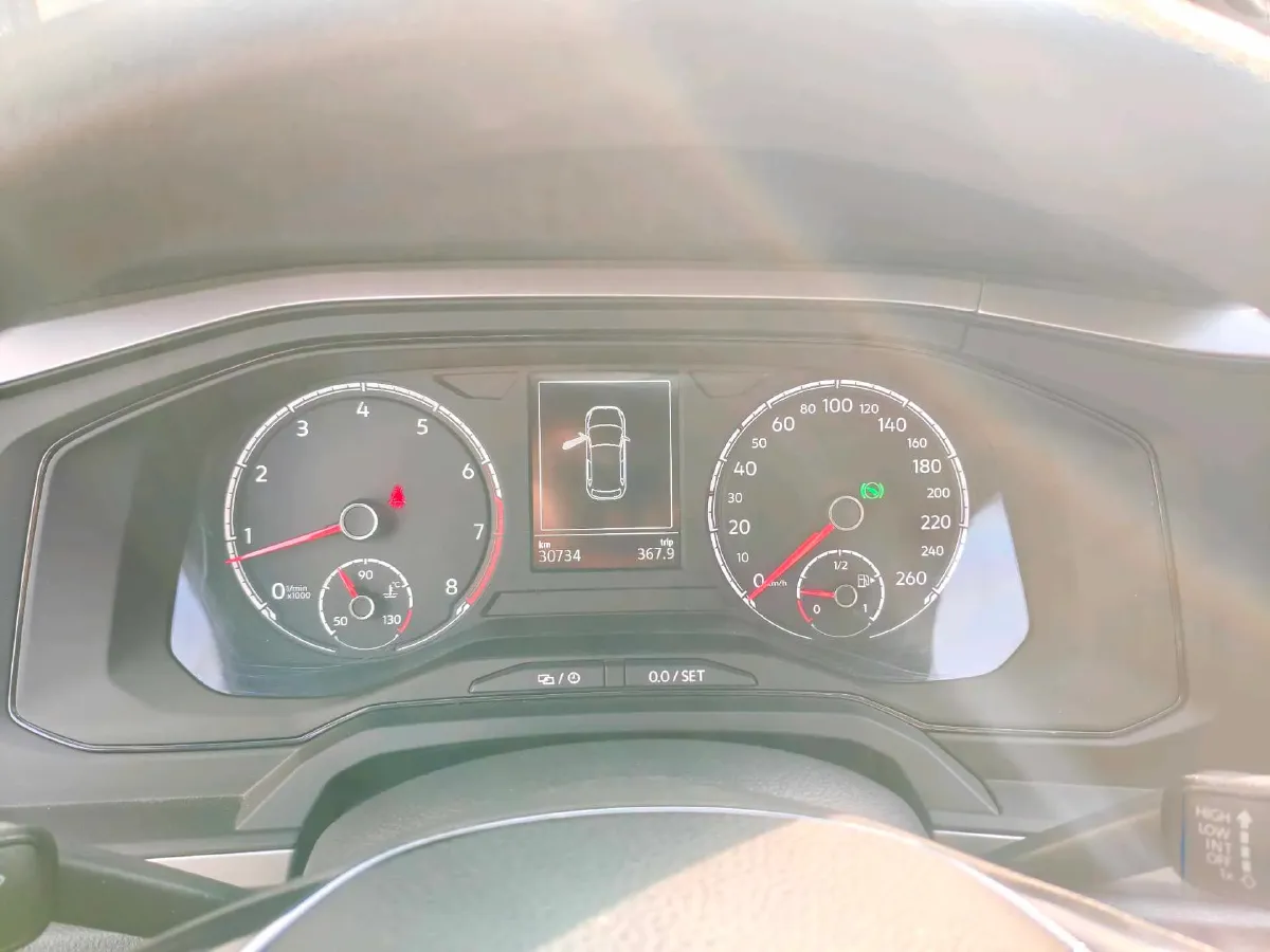 2023 Volkswagen Polo 1.5L 113HP L4 6AT,autocango,china used car exporter,china ev exporter,chinese used car exporter,chinese used ev exporter