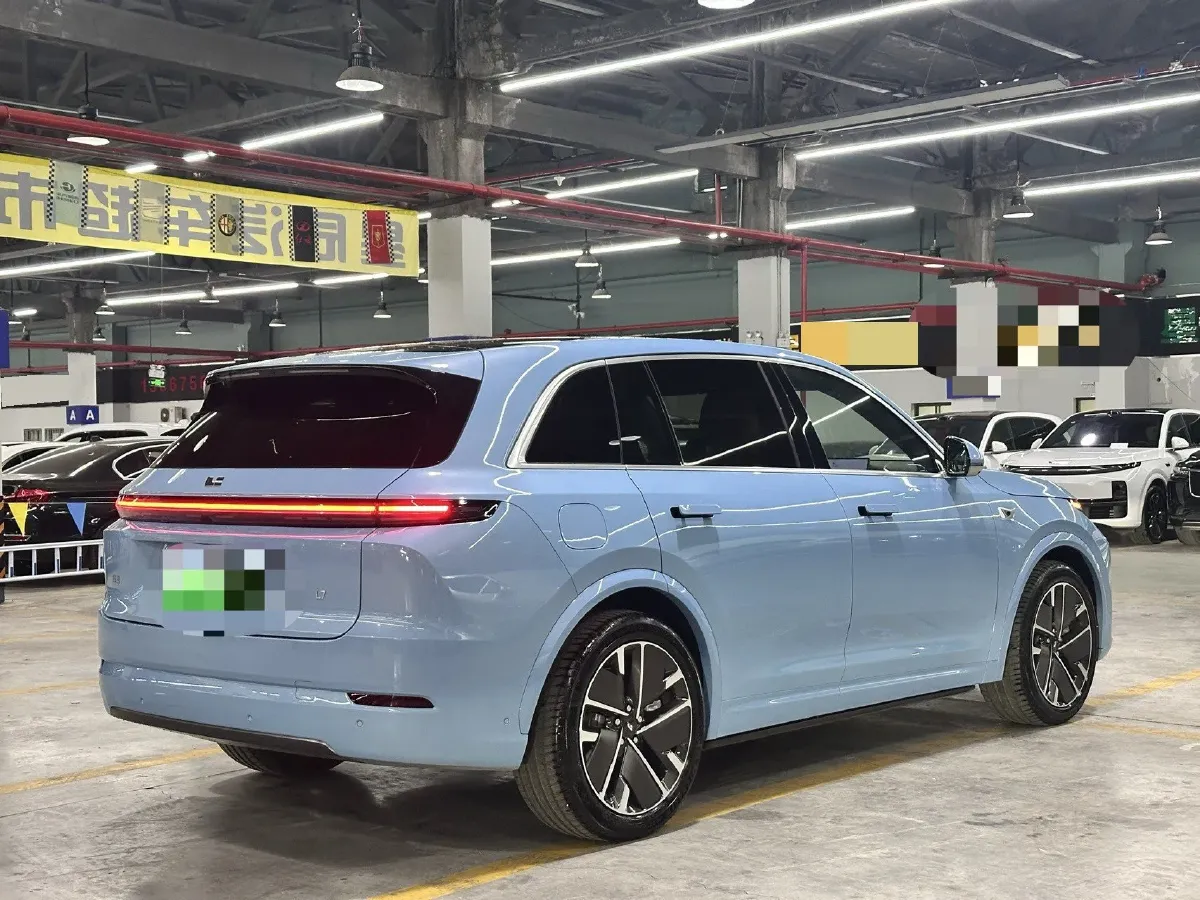 2025 Li L7 Range Extended 154HP REEV,autocango,china used car exporter,china ev exporter,chinese used car exporter,chinese used ev exporter