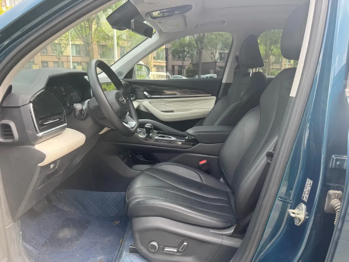 2023 Geely Monjaro 2.0T 238HP L4 8AT,autocango,china used car exporter,china ev exporter,chinese used car exporter,chinese used ev exporter