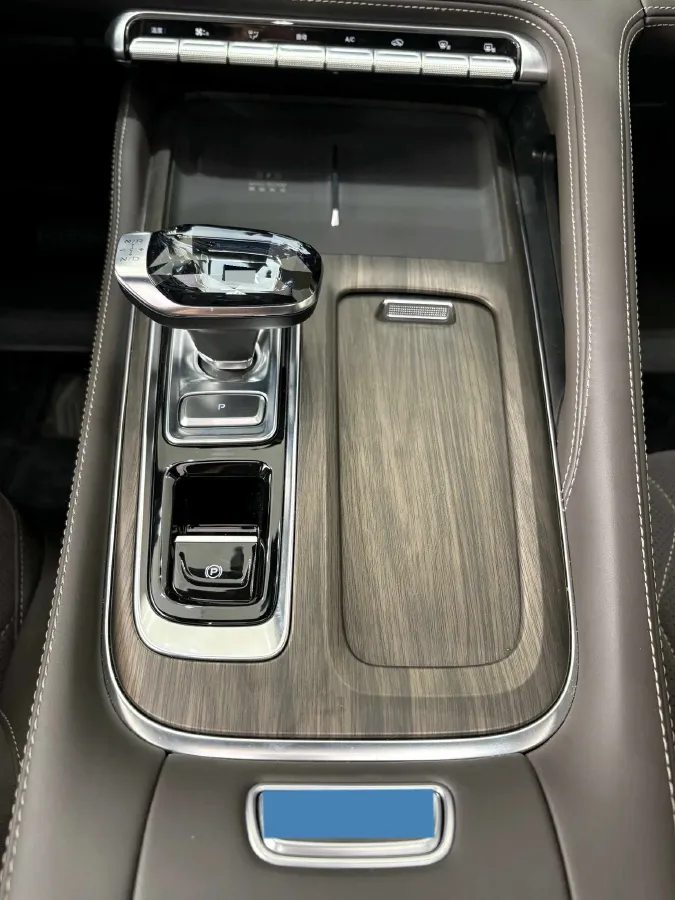 2026 Geely Monjaro 2.0T 272HP L4 8AT,autocango,china used car exporter,china ev exporter,chinese used car exporter,chinese used ev exporter