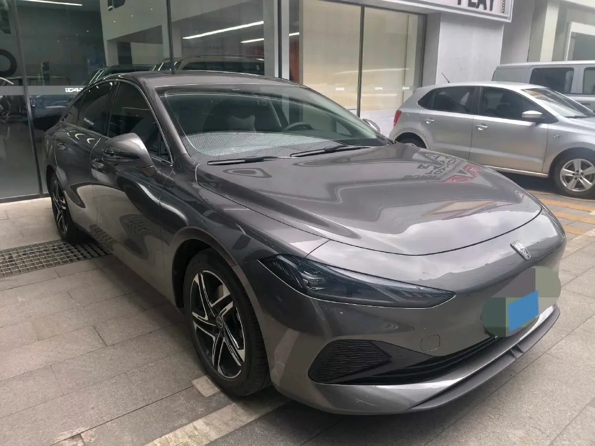 2023 Roewe D7 1.5L 112HP L4 1DHT PHEV 21.4KWH,autocango,china used car exporter,china ev exporter,chinese used car exporter,chinese used ev exporter