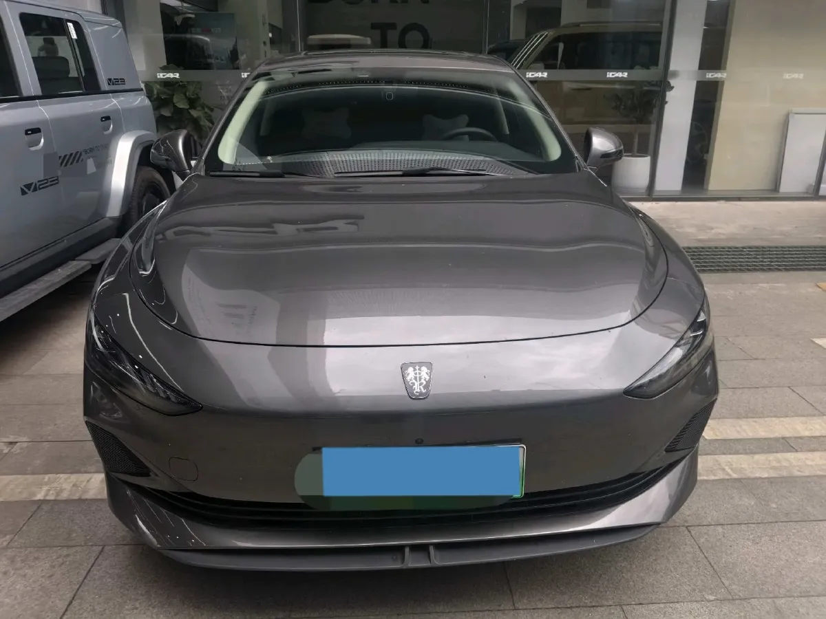 2023 Roewe D7 1.5L 112HP L4 1DHT PHEV 21.4KWH,autocango,china used car exporter,china ev exporter,chinese used car exporter,chinese used ev exporter