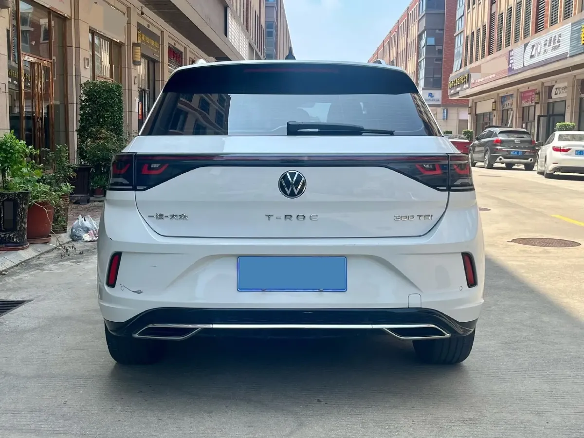 2023 Volkswagen T-Roc 1.5T 160HP L4 7DCT,autocango,china used car exporter,china ev exporter,chinese used car exporter,chinese used ev exporter