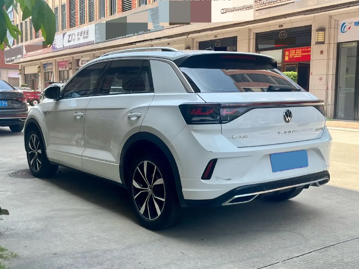 2023 Volkswagen T-Roc 1.5T 160HP L4 7DCT,autocango,china used car exporter,china ev exporter,chinese used car exporter,chinese used ev exporter