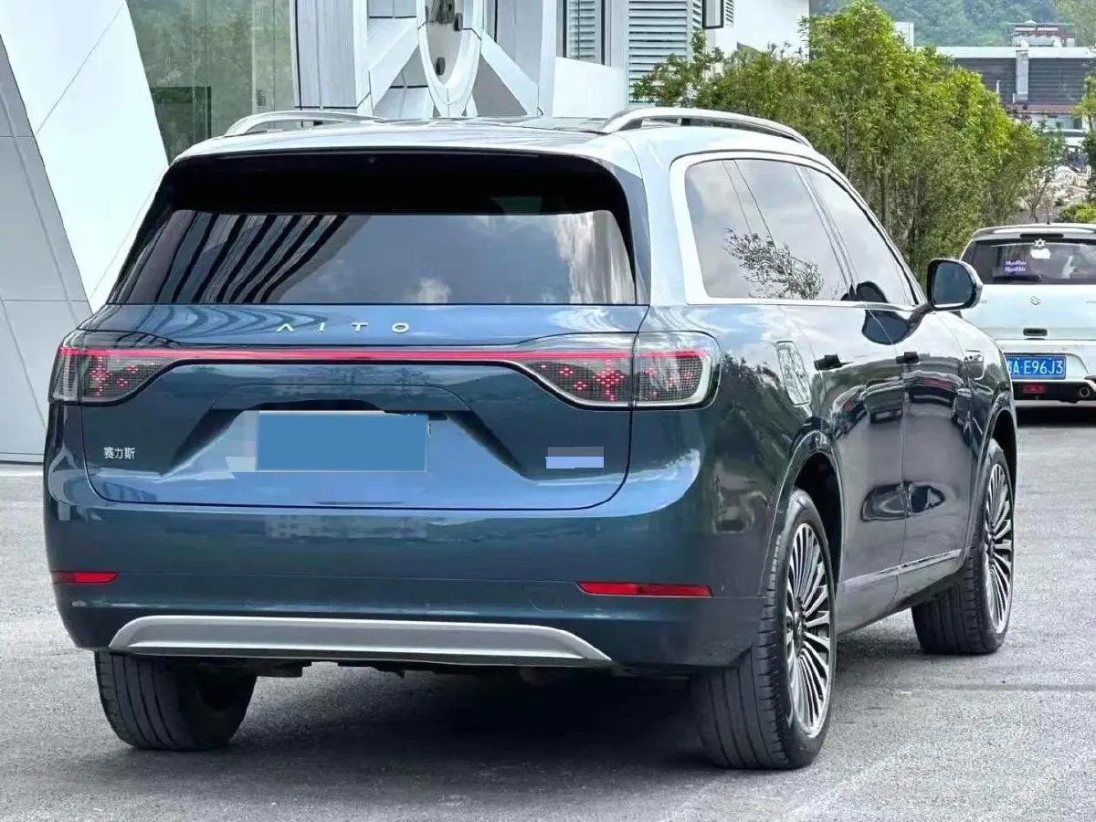 2024 AITO AITO M9 1.5T 152HP L4 REEV 42KWH,autocango,china used car exporter,china ev exporter,chinese used car exporter,chinese used ev exporter