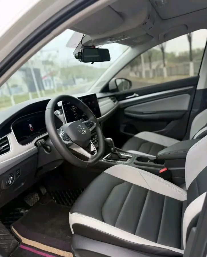2024 Volkswagen Bora 1.5T 160HP L4 7DCT,autocango,china used car exporter,china ev exporter,chinese used car exporter,chinese used ev exporter