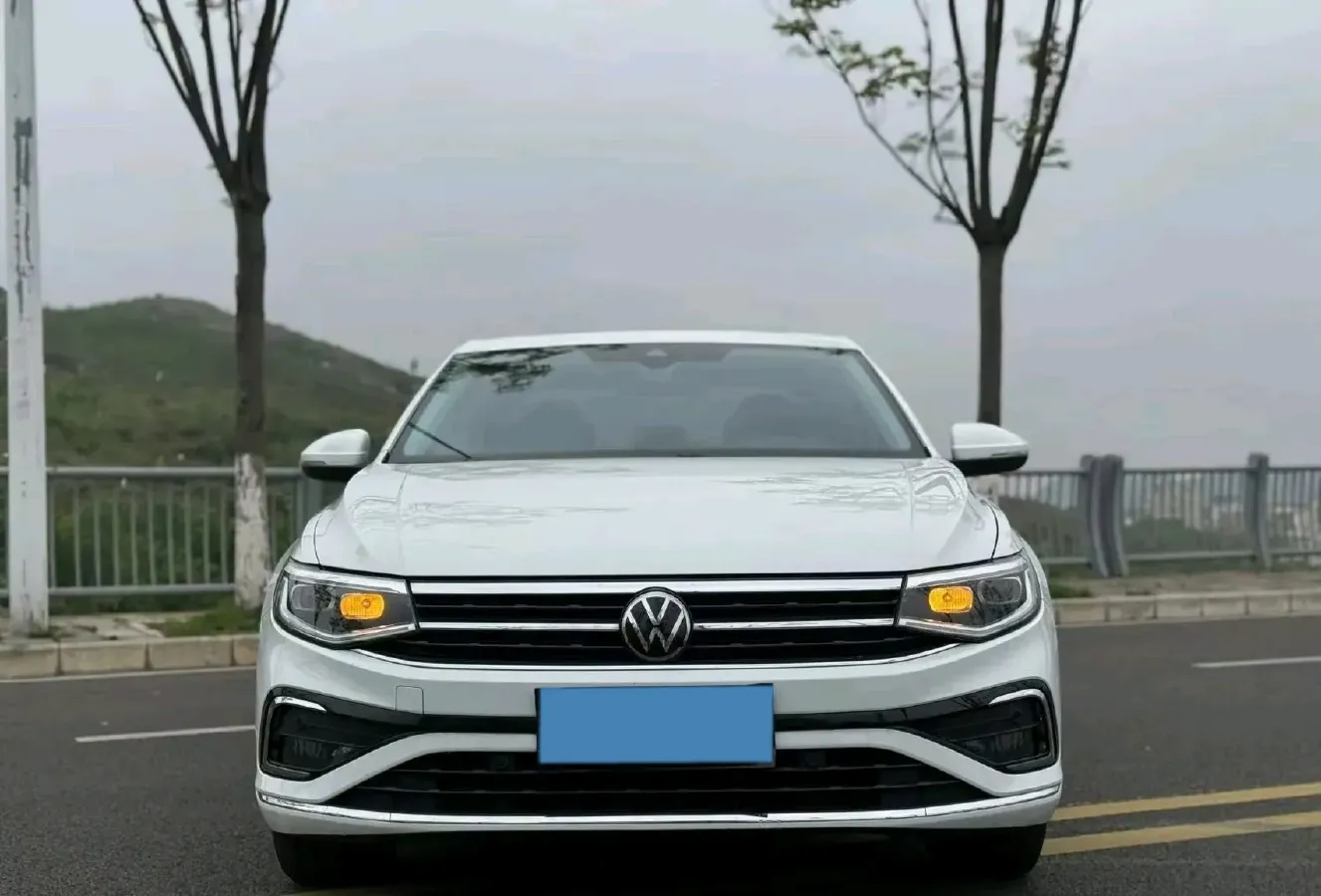 2024 Volkswagen Bora 1.5T 160HP L4 7DCT,autocango,china used car exporter,china ev exporter,chinese used car exporter,chinese used ev exporter