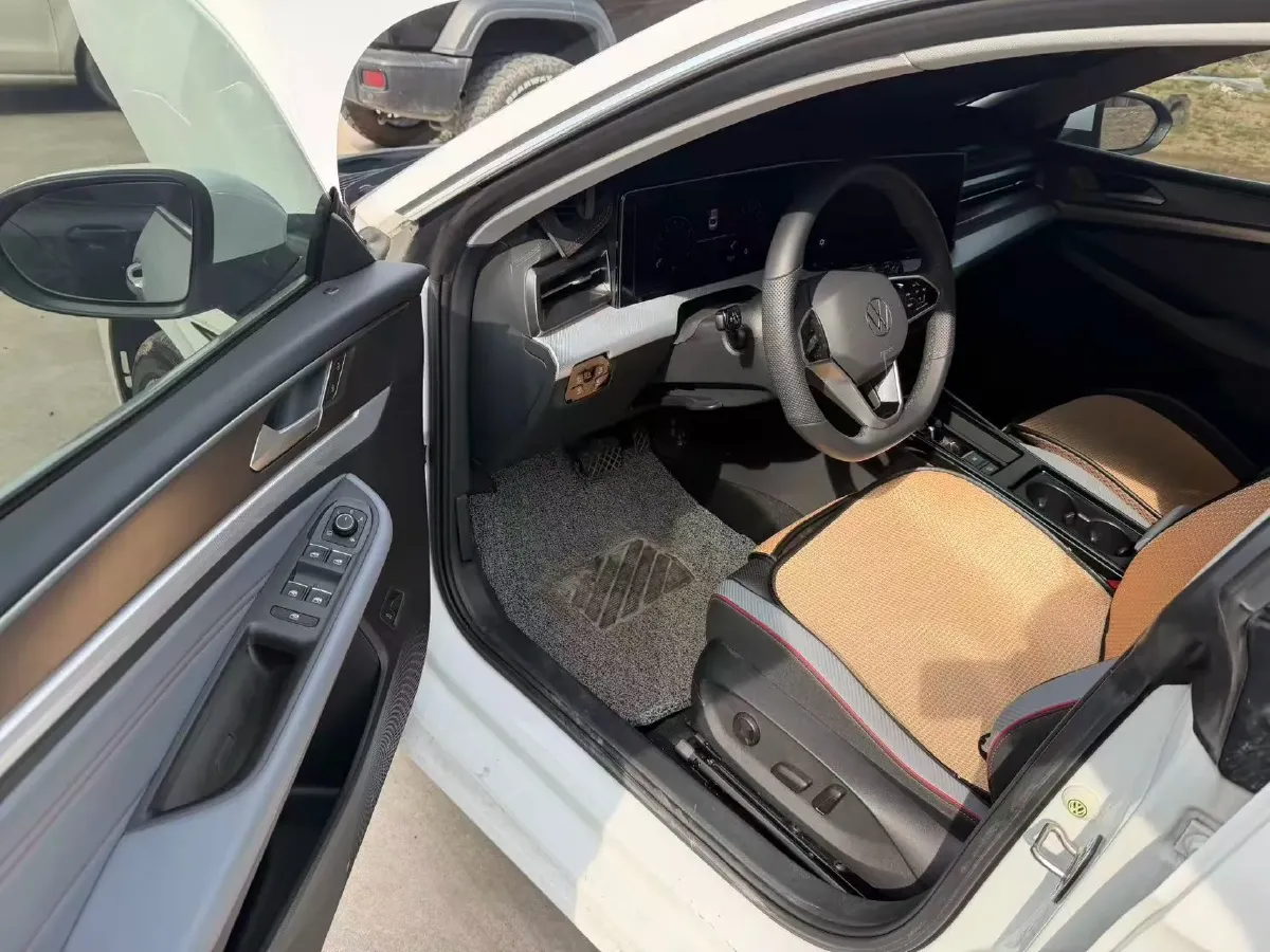 2024 Volkswagen Lamando 1.4T 150HP L4 7DCT,autocango,china used car exporter,china ev exporter,chinese used car exporter,chinese used ev exporter