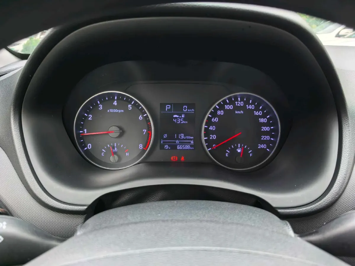 2020 Hyundai Celesta 1.6L 123HP L4 6AT,autocango,china used car exporter,china ev exporter,chinese used car exporter,chinese used ev exporter