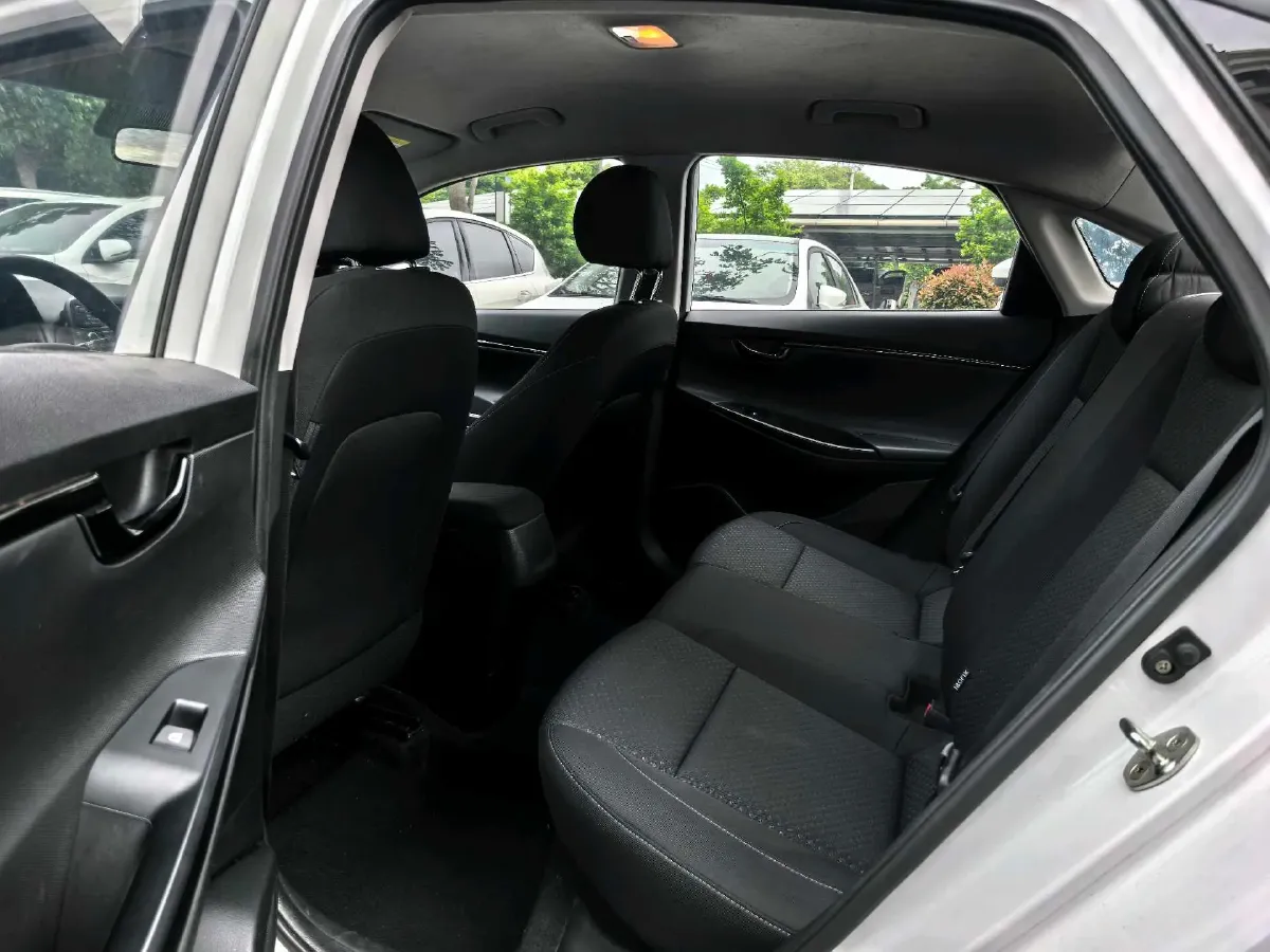 2020 Hyundai Celesta 1.6L 123HP L4 6AT,autocango,china used car exporter,china ev exporter,chinese used car exporter,chinese used ev exporter