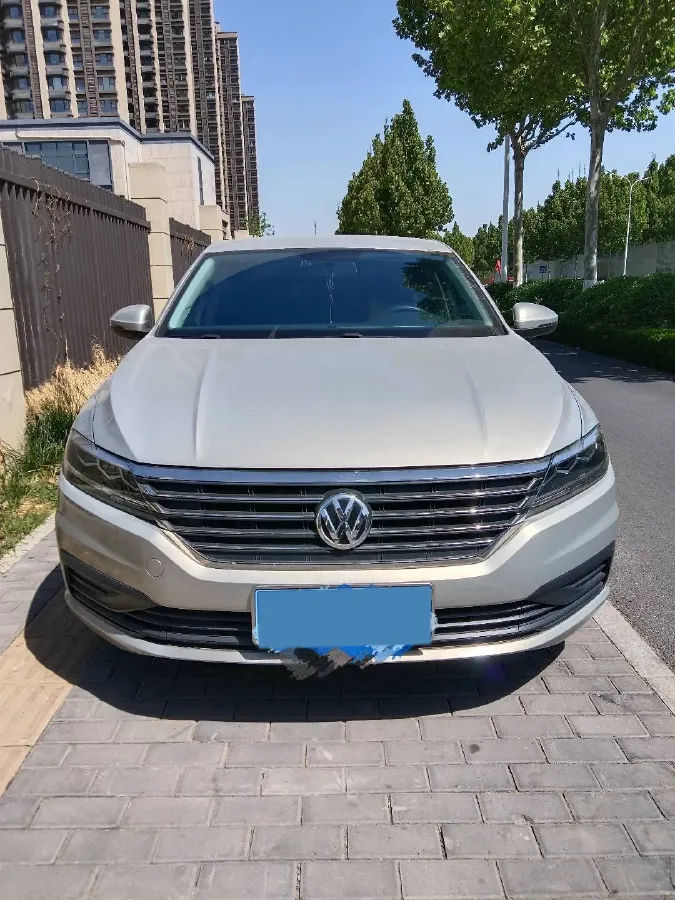 2018 Landwind XiaoYao 1.5T 163HP L4 CVT,autocango,china used car exporter,china ev exporter,chinese used car exporter,chinese used ev exporter