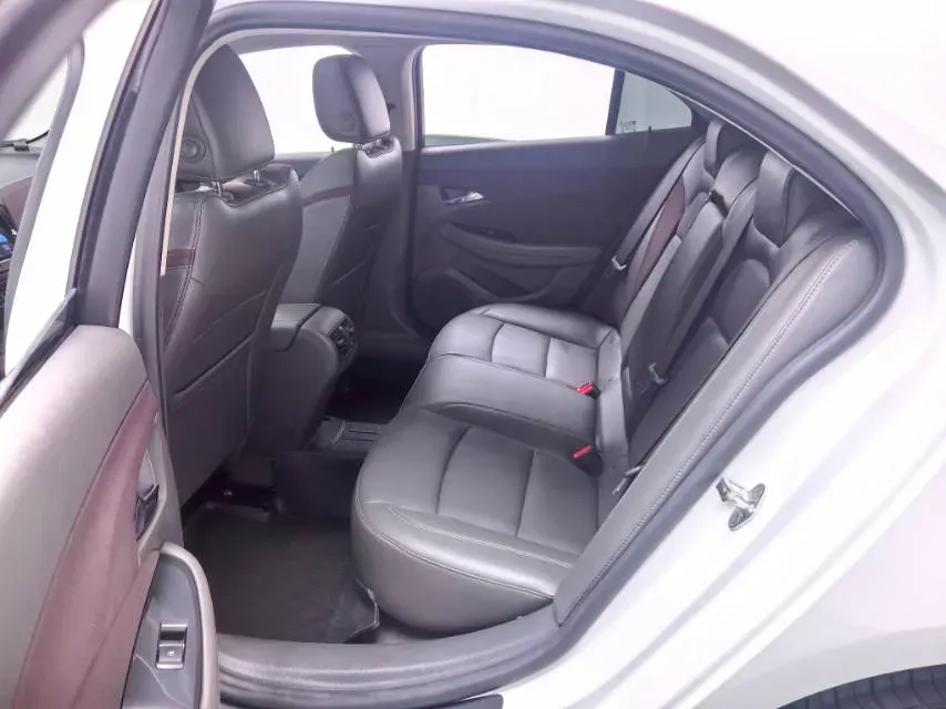 2018 Chevrolet Malibu 1.5T 170HP L4 6AT,autocango,china used car exporter,china ev exporter,chinese used car exporter,chinese used ev exporter