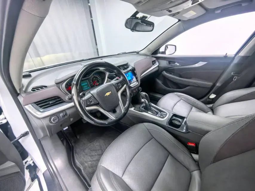 2018 Chevrolet Malibu 1.5T 170HP L4 6AT,autocango,china used car exporter,china ev exporter,chinese used car exporter,chinese used ev exporter