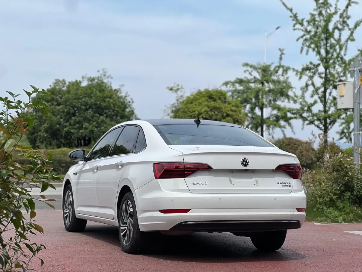 2021 Volkswagen Sagitar 1.4T 150HP L4 7DCT,autocango,china used car exporter,china ev exporter,chinese used car exporter,chinese used ev exporter