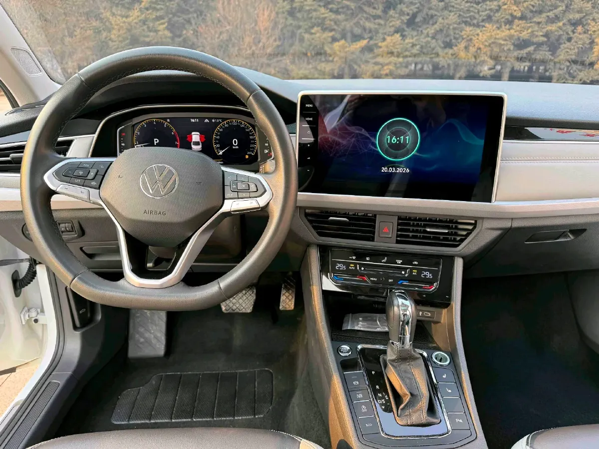 2023 Volkswagen Bora 1.5T 160HP L4 7DCT,autocango,china used car exporter,china ev exporter,chinese used car exporter,chinese used ev exporter