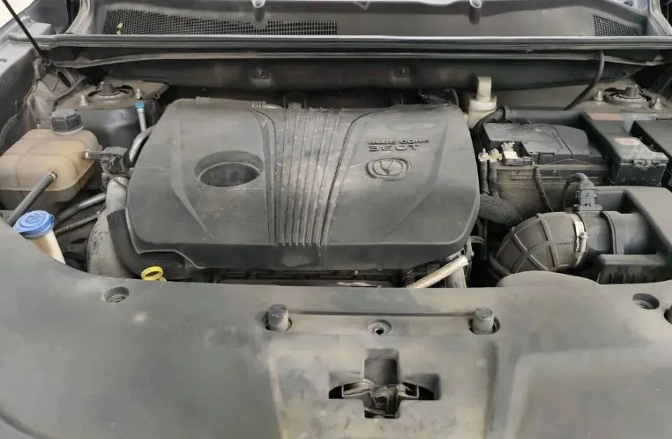 2020 ChangAn CS75 Plus 2.0T 233HP L4 8AT,autocango,china used car exporter,china ev exporter,chinese used car exporter,chinese used ev exporter