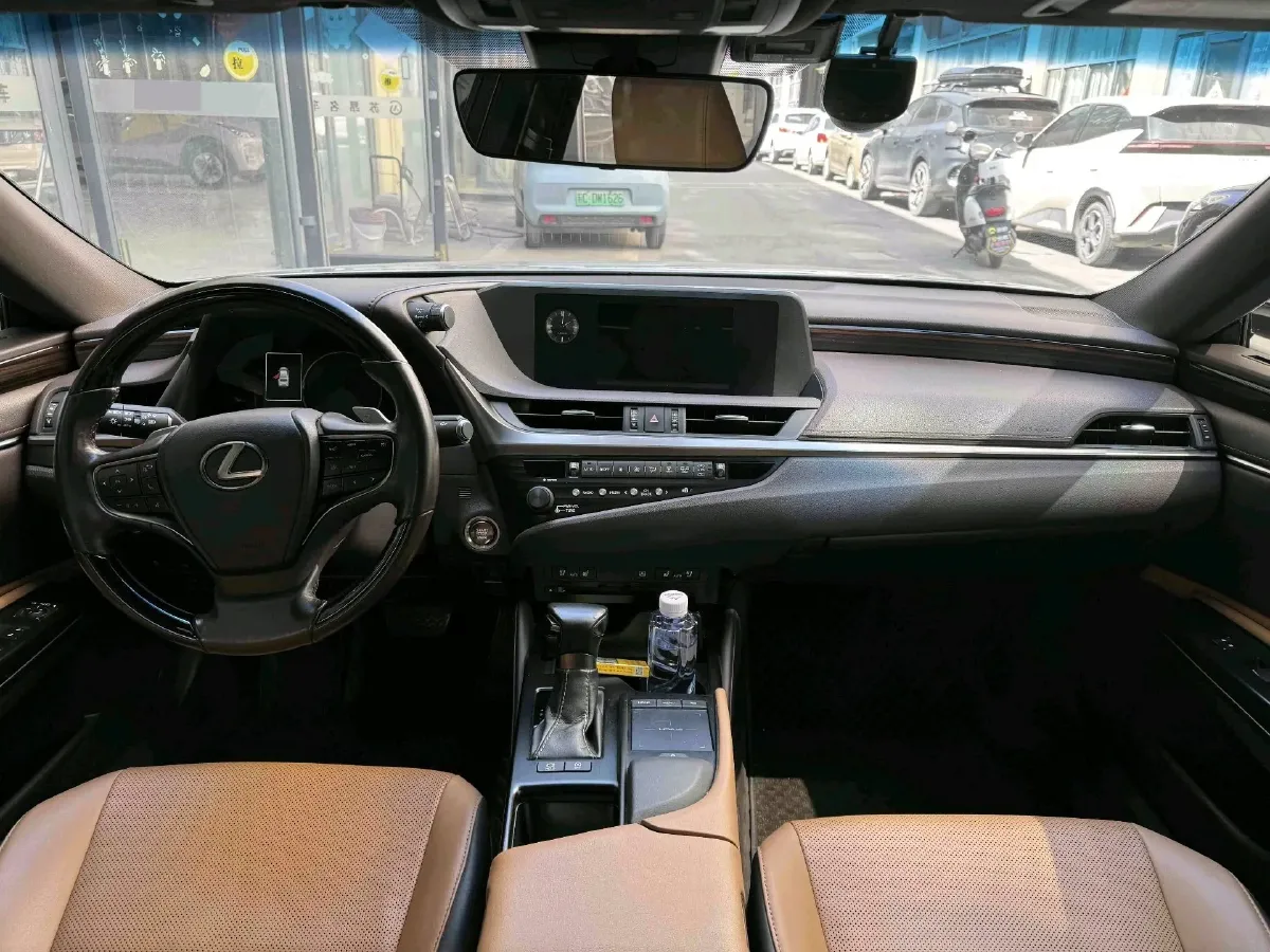 2018 Lexus ES 2.0L 173HP L4 CVT,autocango,china used car exporter,china ev exporter,chinese used car exporter,chinese used ev exporter