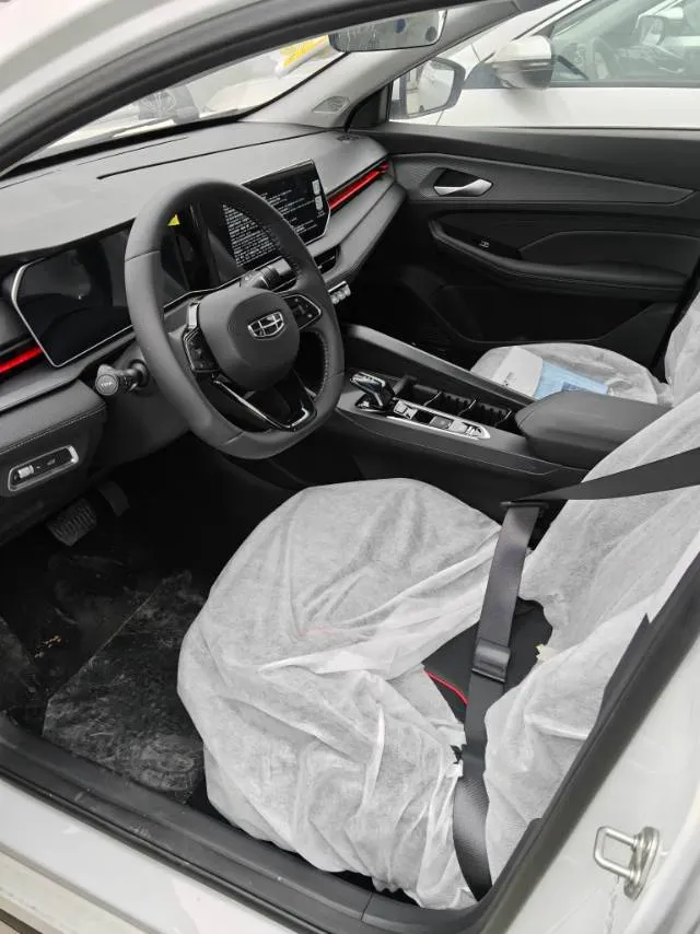 2024 Geely Binray 1.5T 181HP L4 7DCT,autocango,china used car exporter,china ev exporter,chinese used car exporter,chinese used ev exporter