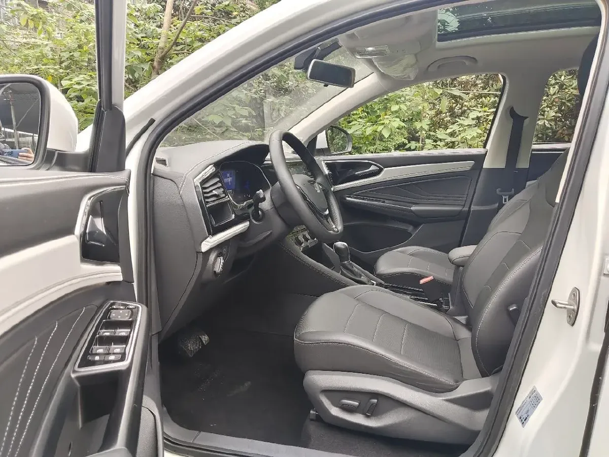 2022 Jetta VS7 1.4T 150HP L4 6AT,autocango,china used car exporter,china ev exporter,chinese used car exporter,chinese used ev exporter