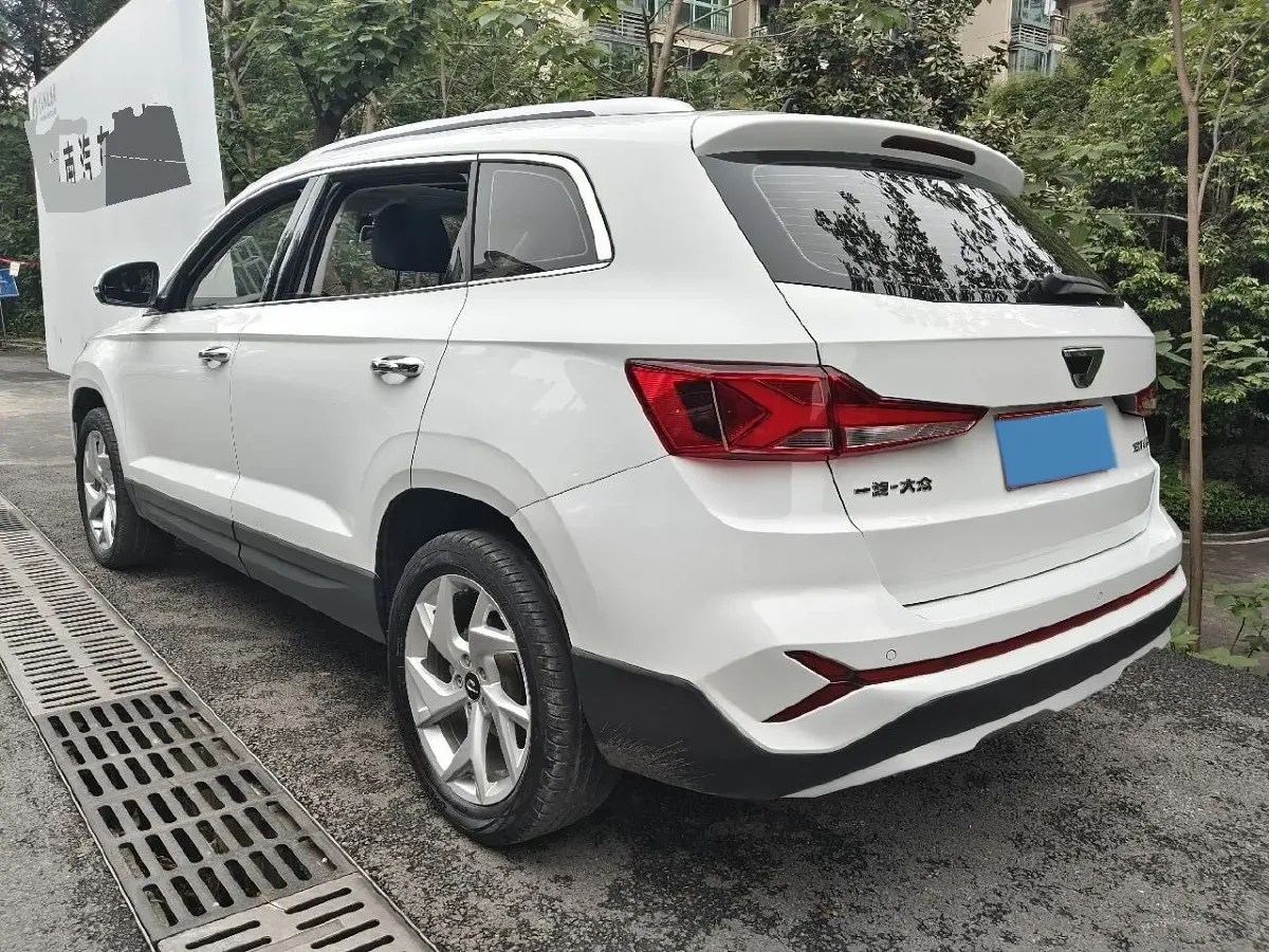 2022 Jetta VS7 1.4T 150HP L4 6AT,autocango,china used car exporter,china ev exporter,chinese used car exporter,chinese used ev exporter