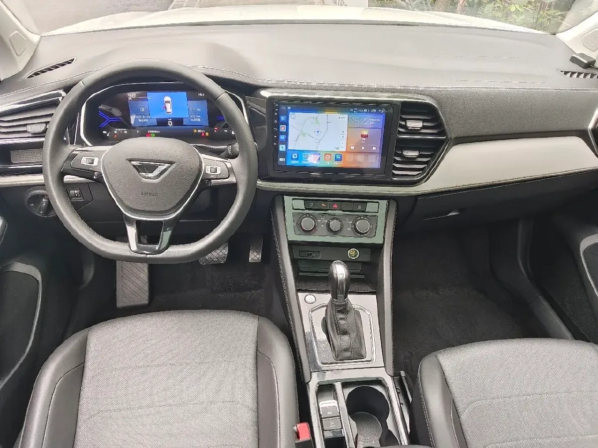 2022 Jetta VS7 1.4T 150HP L4 6AT,autocango,china used car exporter,china ev exporter,chinese used car exporter,chinese used ev exporter