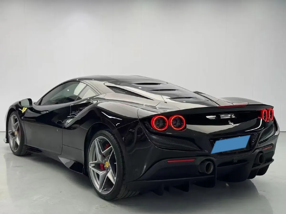 2019 Aston Martin DB11 5.2T 639HP V12 8AT,autocango,china used car exporter,china ev exporter,chinese used car exporter,chinese used ev exporter