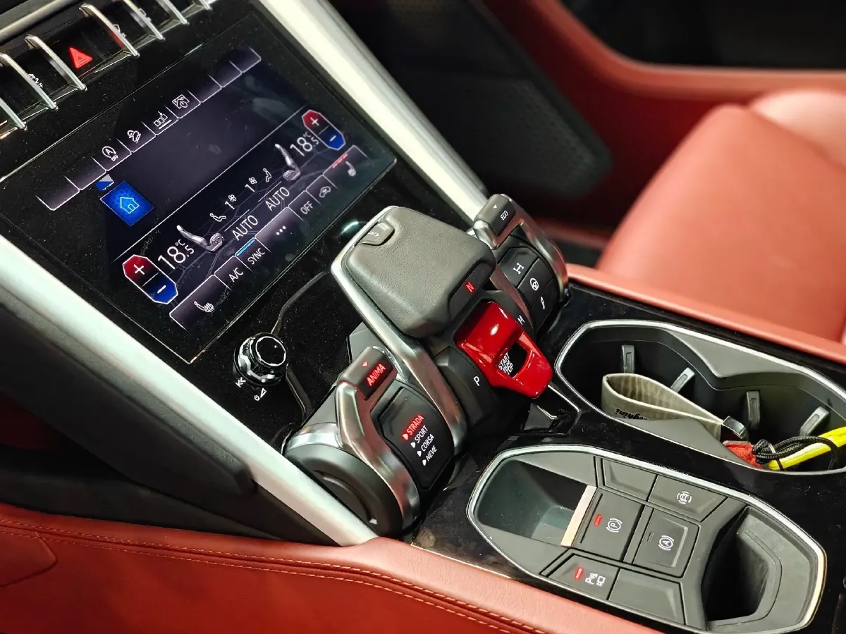 2018 Lamborghini Urus 4.0T 650HP V8 8AT,autocango,china used car exporter,china ev exporter,chinese used car exporter,chinese used ev exporter