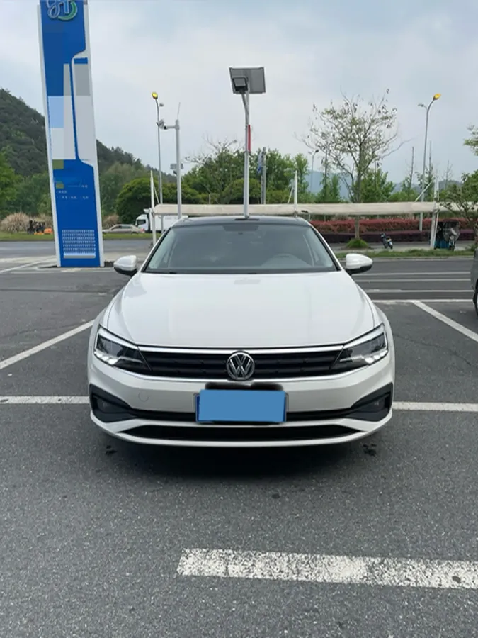2019 Volkswagen T-Cross 1.4T 150HP L4 7DCT,autocango,china used car exporter,china ev exporter,chinese used car exporter,chinese used ev exporter