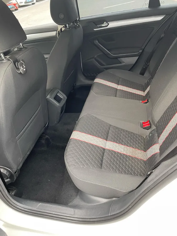 2019 Volkswagen T-Cross 1.4T 150HP L4 7DCT,autocango,china used car exporter,china ev exporter,chinese used car exporter,chinese used ev exporter