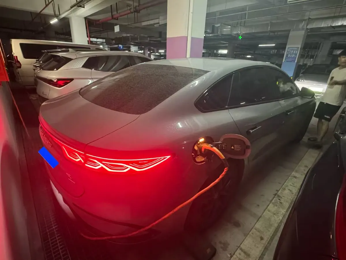 2025 BYD Han 1.5T 156HP L4 E-CVT PHEV,autocango,china used car exporter,china ev exporter,chinese used car exporter,chinese used ev exporter