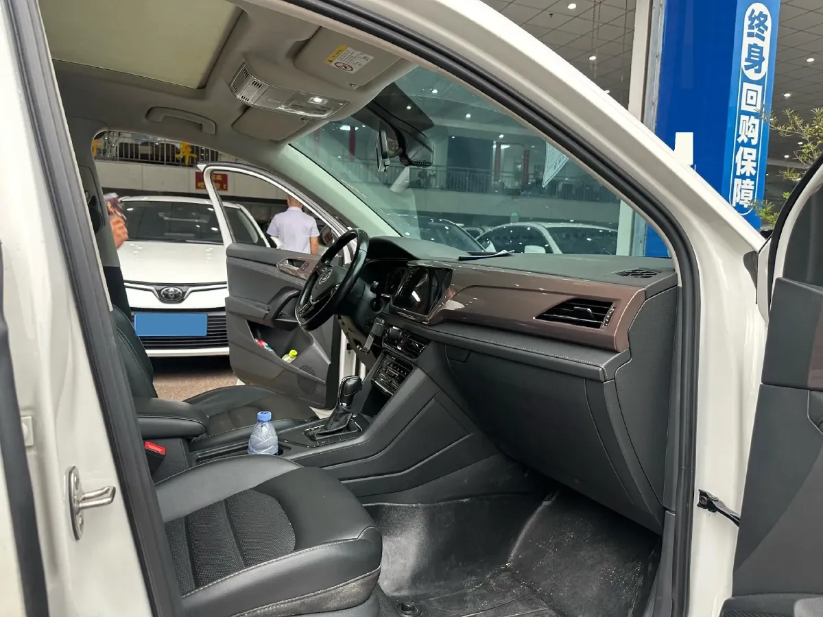 2022 Volkswagen Tharu 1.4T 150HP L4 7DCT,autocango,china used car exporter,china ev exporter,chinese used car exporter,chinese used ev exporter