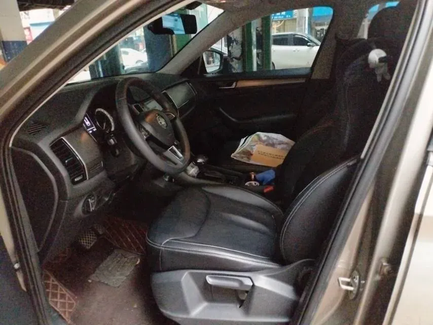 2018 Skoda Kodiak 2.0T 186HP L4 7DCT,autocango,china used car exporter,china ev exporter,chinese used car exporter,chinese used ev exporter