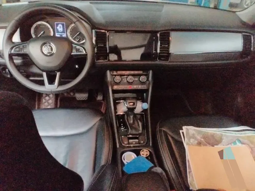 2018 Skoda Kodiak 2.0T 186HP L4 7DCT,autocango,china used car exporter,china ev exporter,chinese used car exporter,chinese used ev exporter