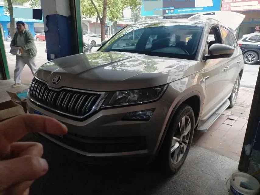 2018 Skoda Kodiak 2.0T 186HP L4 7DCT,autocango,china used car exporter,china ev exporter,chinese used car exporter,chinese used ev exporter