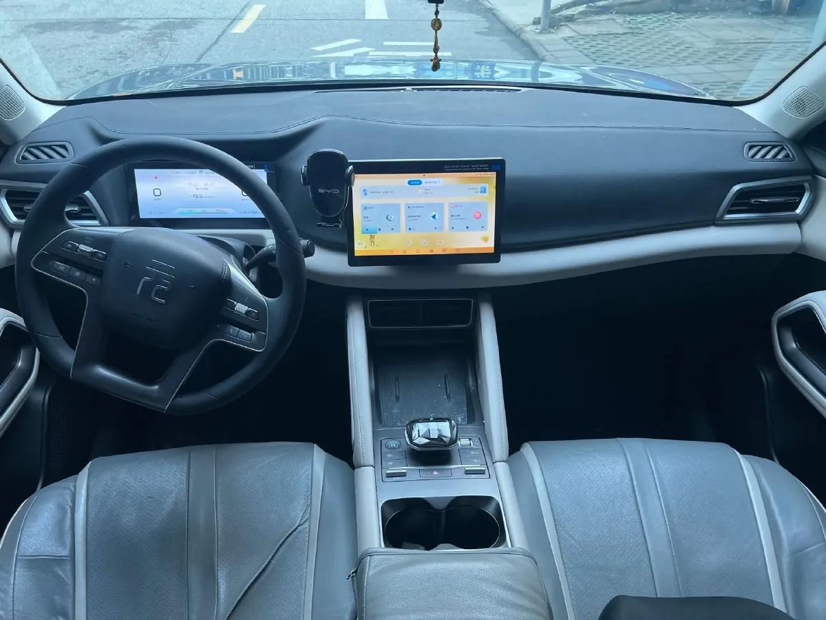 2024 BYD YuanUP BEV 45.12KWH,autocango,china used car exporter,china ev exporter,chinese used car exporter,chinese used ev exporter