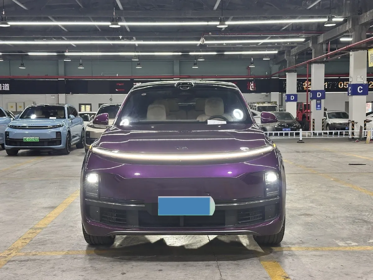 2024 Li L9 Range Extended 154HP REEV 52.3KWH,autocango,china used car exporter,china ev exporter,chinese used car exporter,chinese used ev exporter