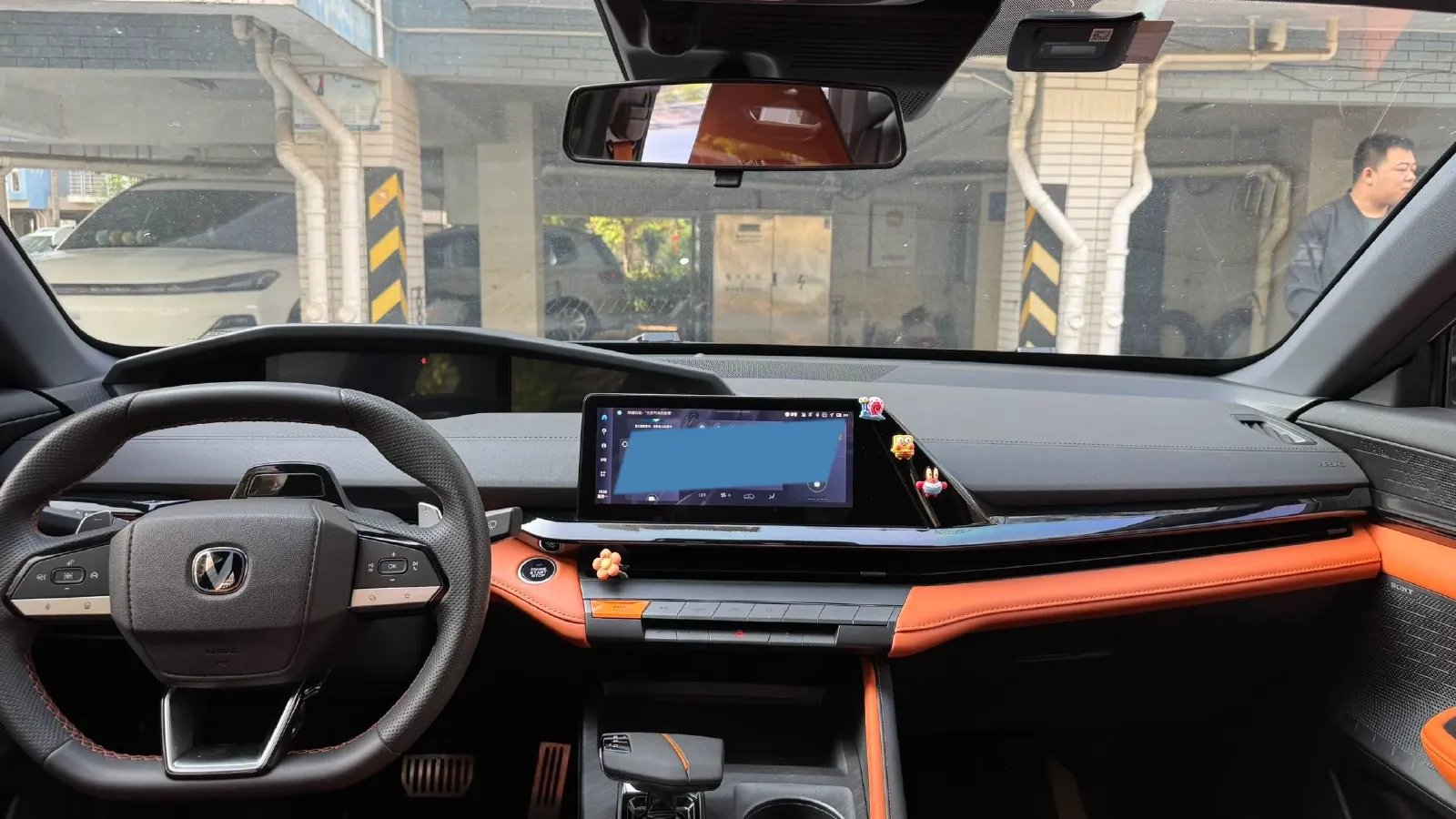 2023 ChangAn UNI-V 2.0T 233HP L4 8AT,autocango,china used car exporter,china ev exporter,chinese used car exporter,chinese used ev exporter