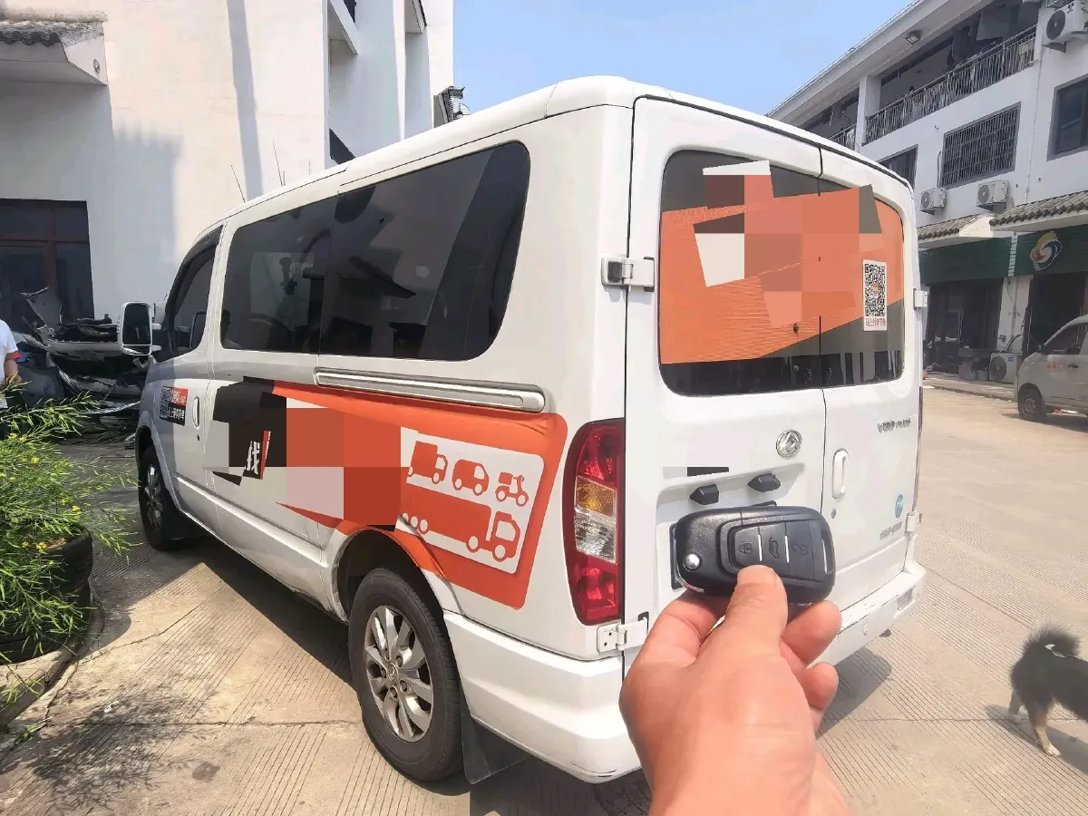 2019 JAC T8 2.0T 190HP L4 6MT,autocango,china used car exporter,china ev exporter,chinese used car exporter,chinese used ev exporter