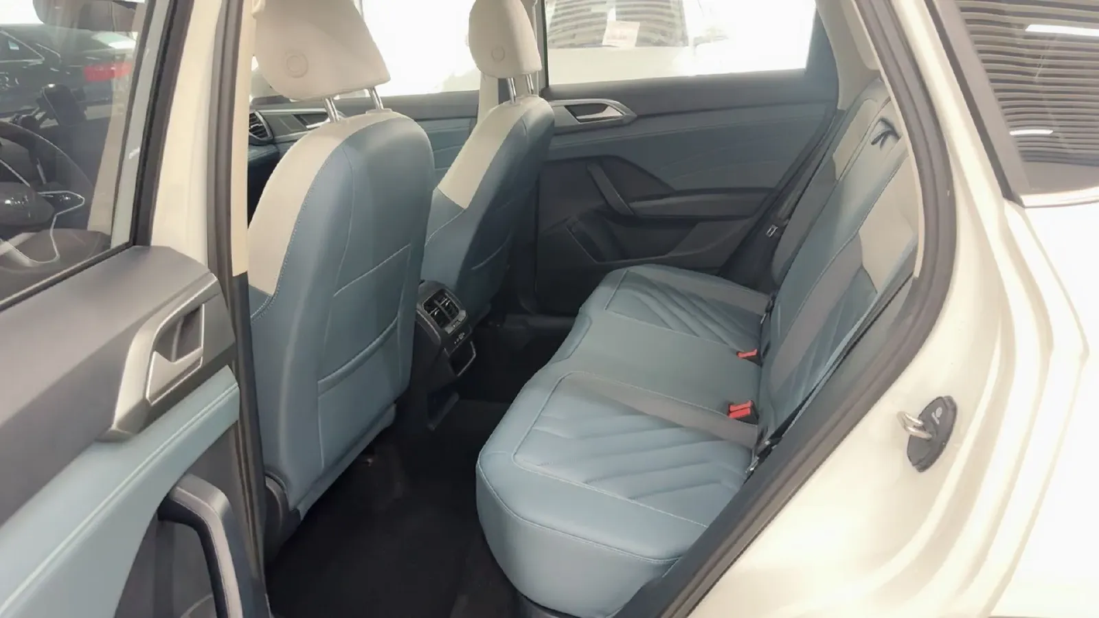 2023 Volkswagen Tharu 1.5T 160HP L4 7DCT,autocango,china used car exporter,china ev exporter,chinese used car exporter,chinese used ev exporter