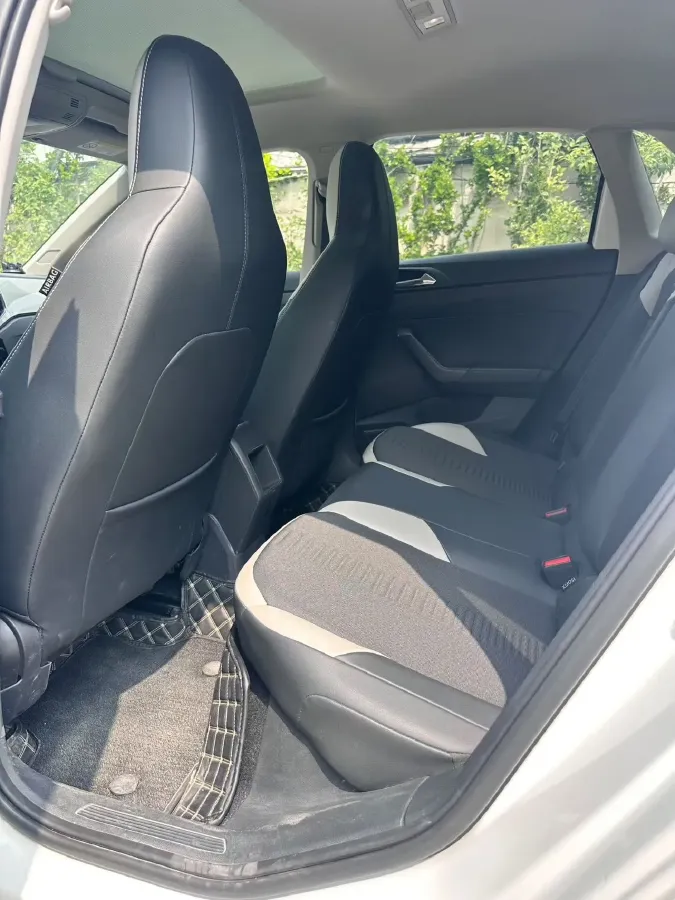 2021 Haval H6 1.5T 169HP L4 7DCT,autocango,china used car exporter,china ev exporter,chinese used car exporter,chinese used ev exporter