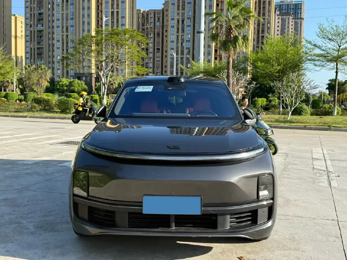 2022 Li L9 Range Extended 154HP REEV 42.6KWH,autocango,china used car exporter,china ev exporter,chinese used car exporter,chinese used ev exporter