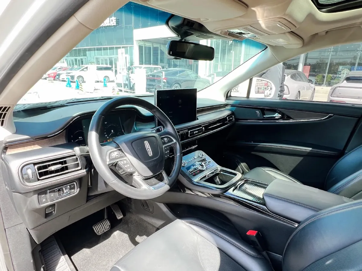 2021 Lincoln Nautilus 2.0T 245HP L4 8AT,autocango,china used car exporter,china ev exporter,chinese used car exporter,chinese used ev exporter