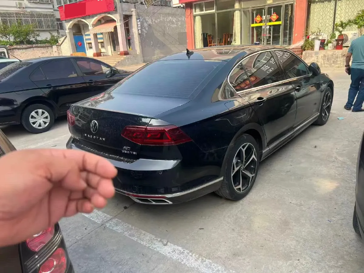 2023 Volkswagen Magotan 2.0T 186HP L4 7DCT,autocango,china used car exporter,china ev exporter,chinese used car exporter,chinese used ev exporter