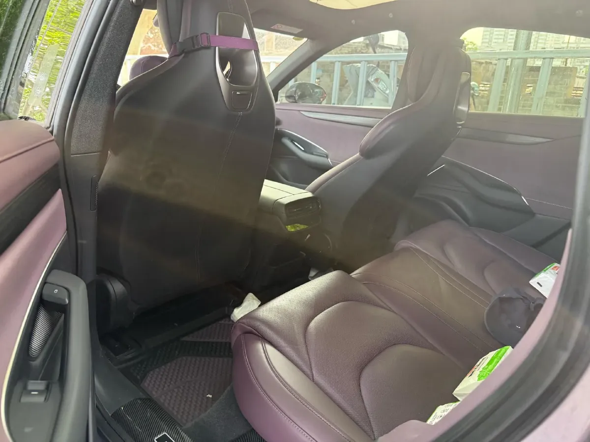 2024 MI SU7 BEV 73.6KWH,autocango,china used car exporter,china ev exporter,chinese used car exporter,chinese used ev exporter